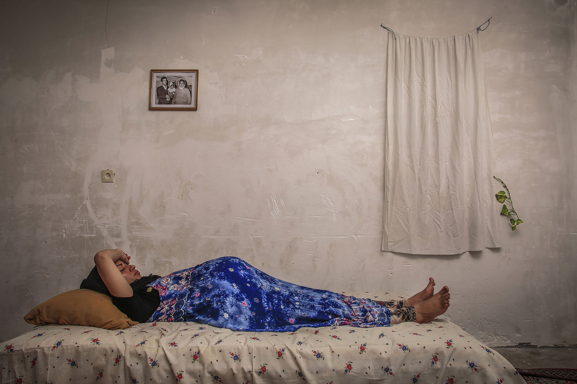 Zahra rests in her mother’s house during the last few months of her pregnancy.