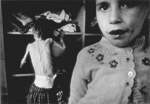 Niños con Sida en Chernavoda Hospice. Rumanía 98. 1