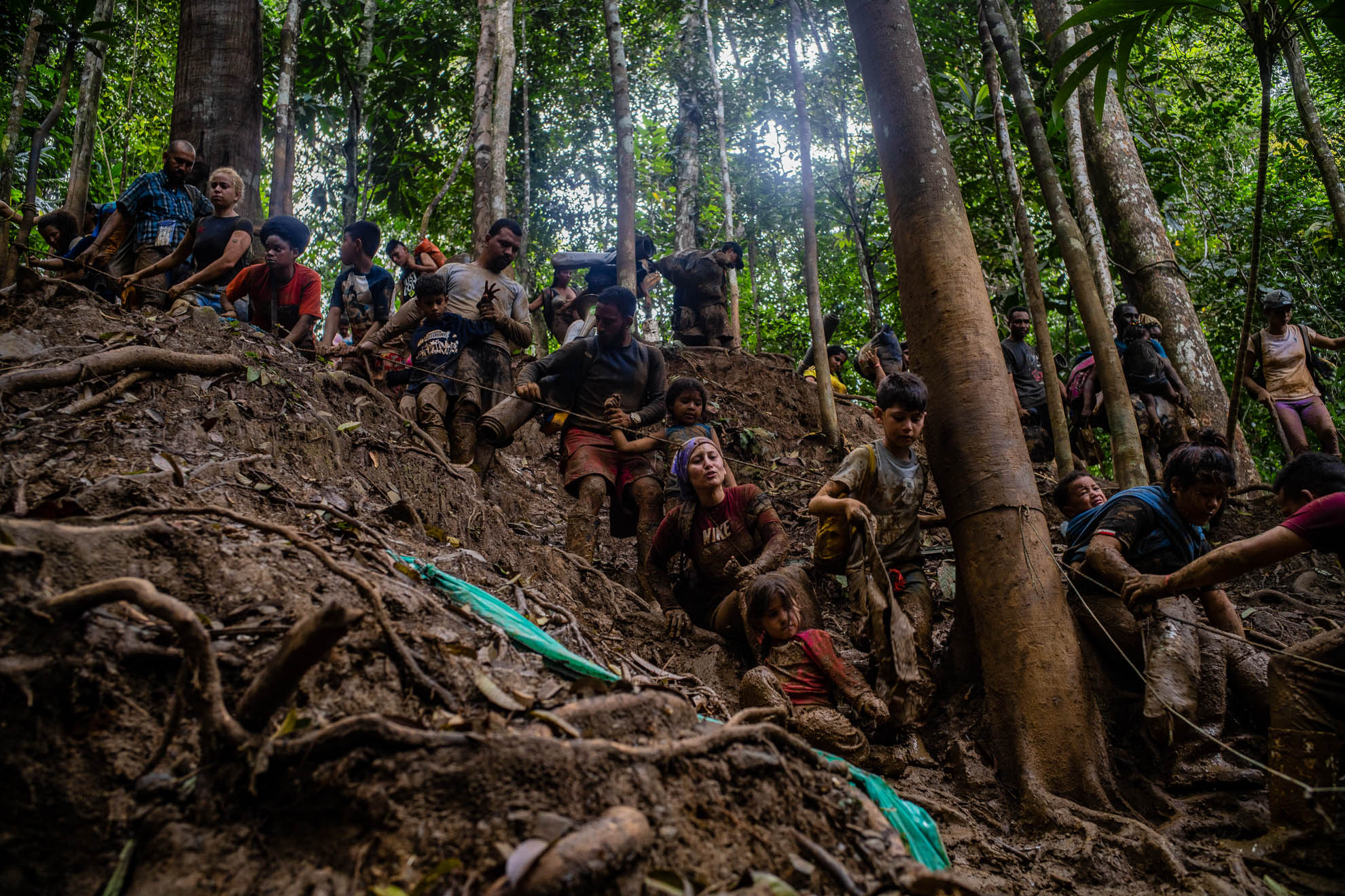Este año, una cifra sin precedentes de 200.000 personas han cruzado la escarpada selva entre Sudamérica y Centroamérica conocida como El Tapón del Darién, casi veinte veces el promedio de hace unos años. La gran mayoría son venezolanos. Septiembre de 2022.